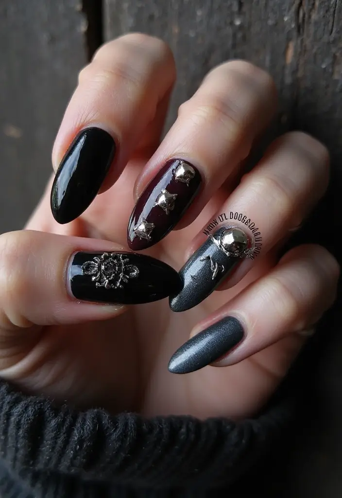 40 Nail Shape Ideas for Personalized Profiles - 29. Grunge